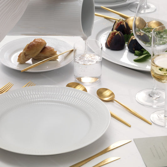 White Fluted Plate, 27 cm - US 4076