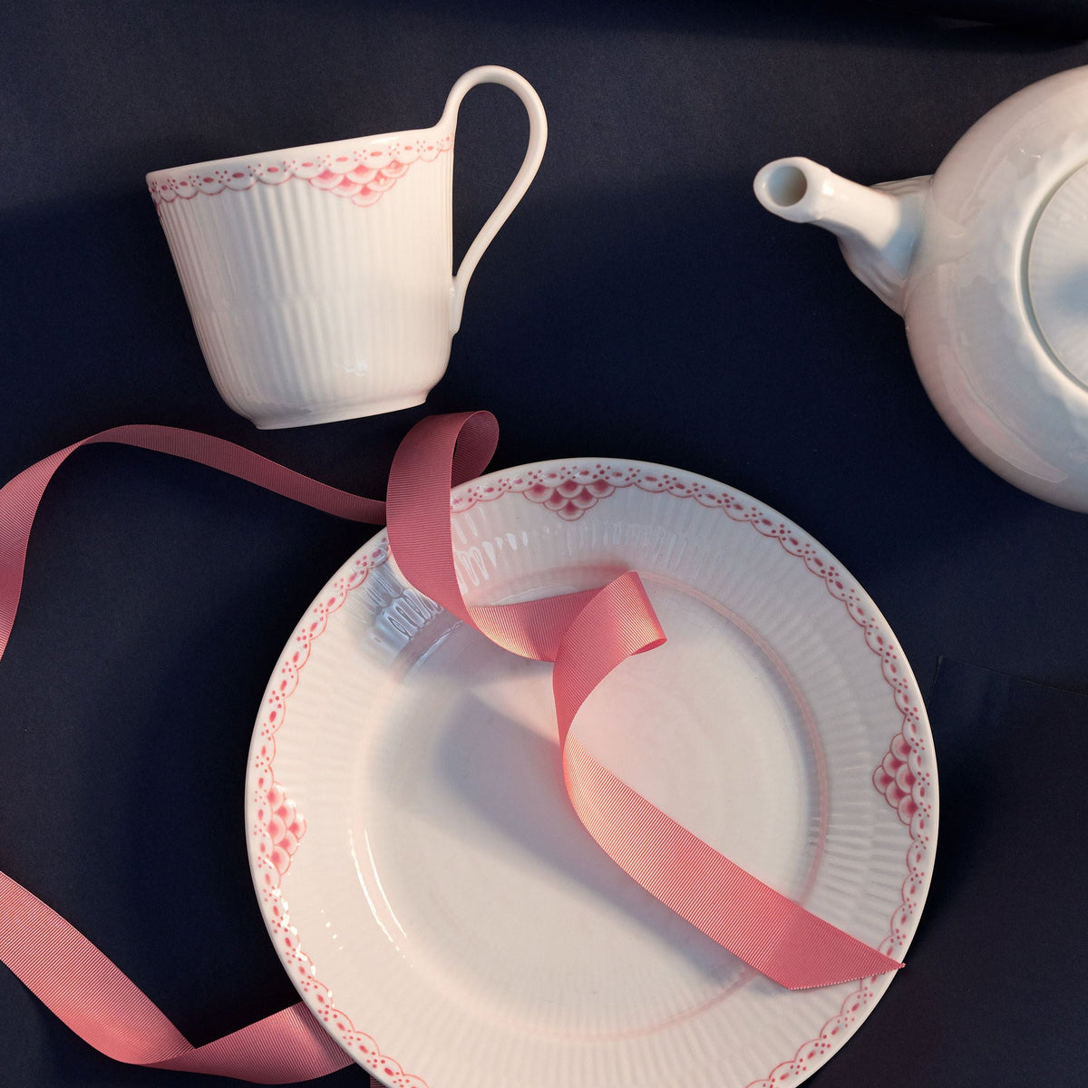 Coral Lace High Handle Cup, 33 cl - US 6362