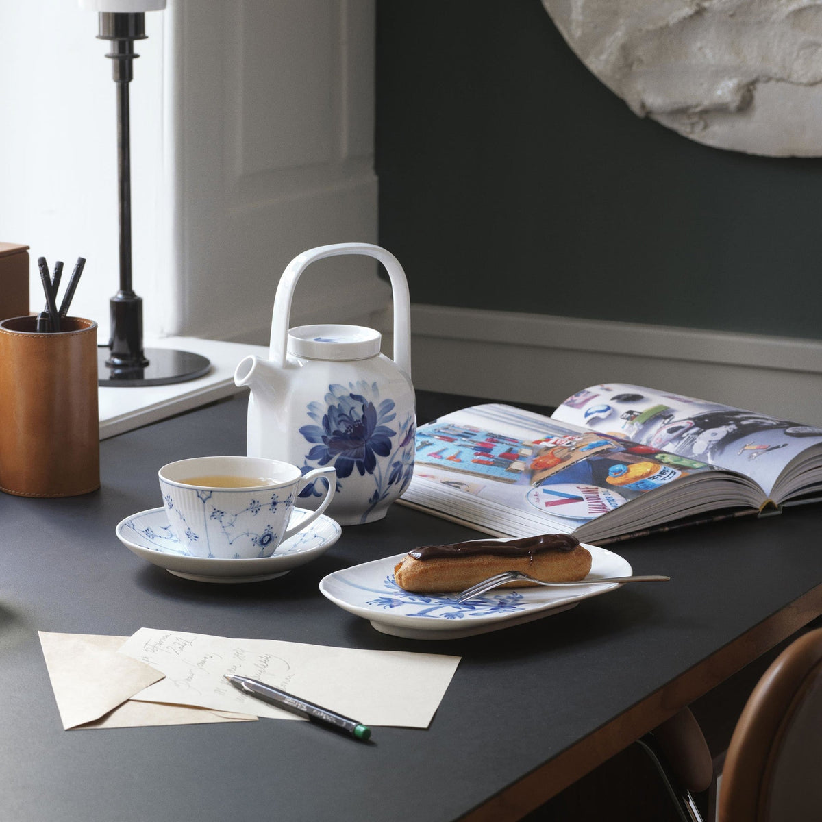 Blue Fluted Plain Cup and Saucer, 28 cl - US 2216