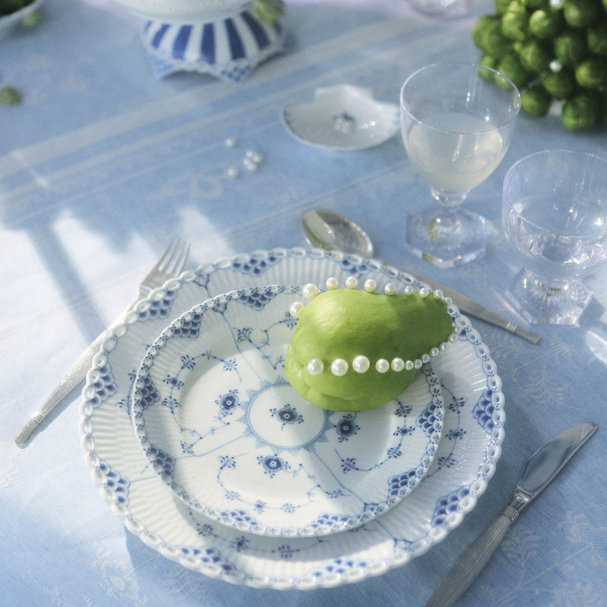 Blue Fluted Full Lace Plate, 19 cm - US 0730