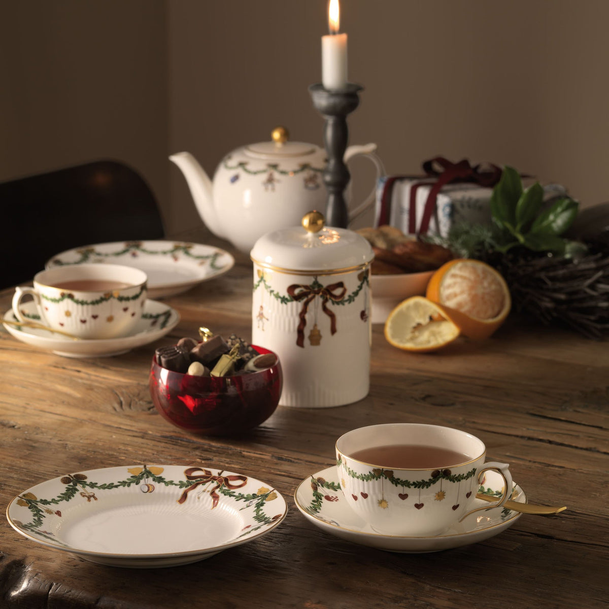 Star Fluted Christmas Cup and Saucer, 32 cl - US 3801