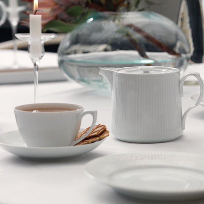 White Fluted Teapot, 75 cl - US 3937
