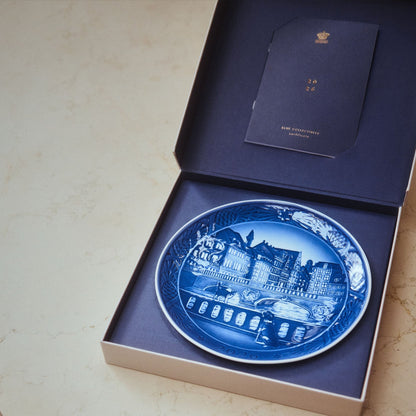 Blue Collectibles Christmas Plate 2026, The Marble Bridge, 18 cm - US 1737