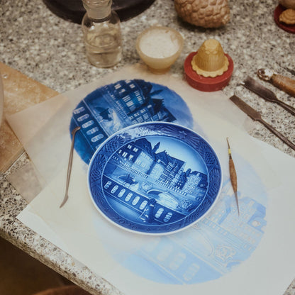 Blue Collectibles Christmas Plate 2026, The Marble Bridge, 18 cm - US 1737